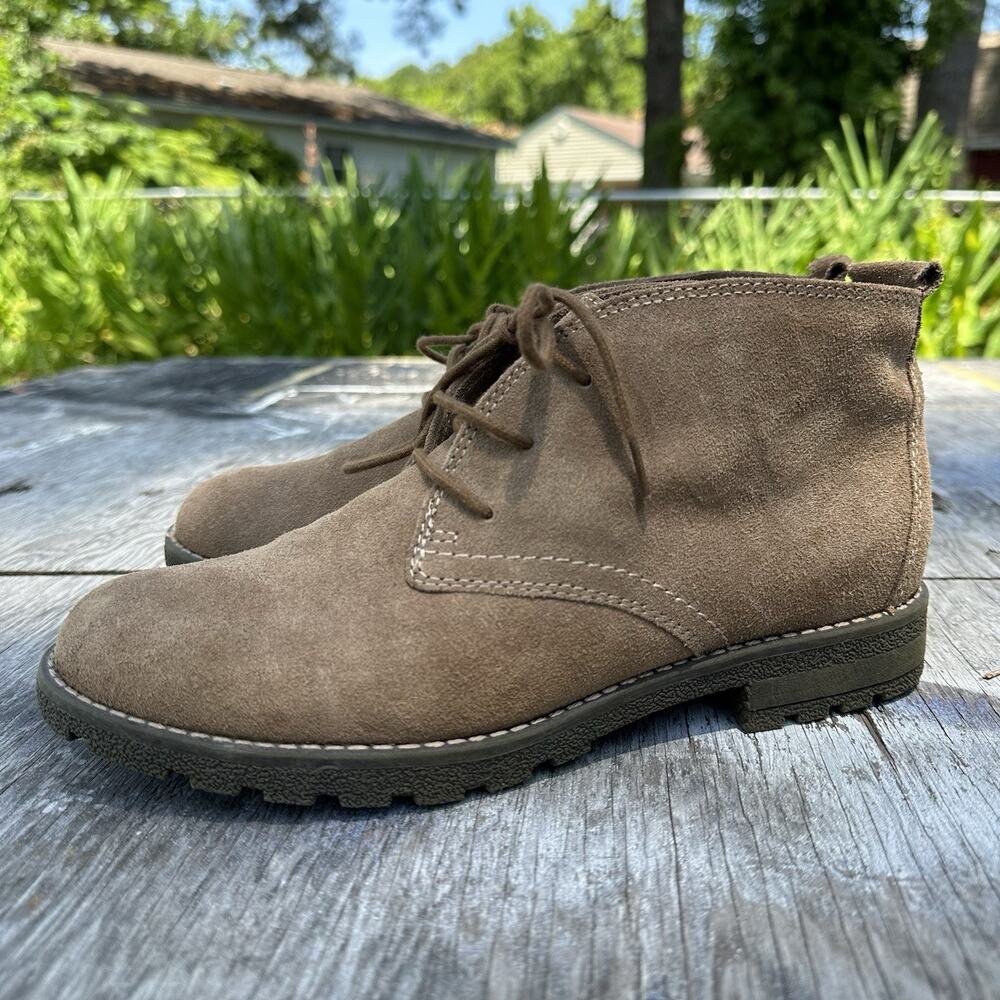 Bjorndal Women's 9 Beige Suede Lace Up Chukka Boots Shoes 70